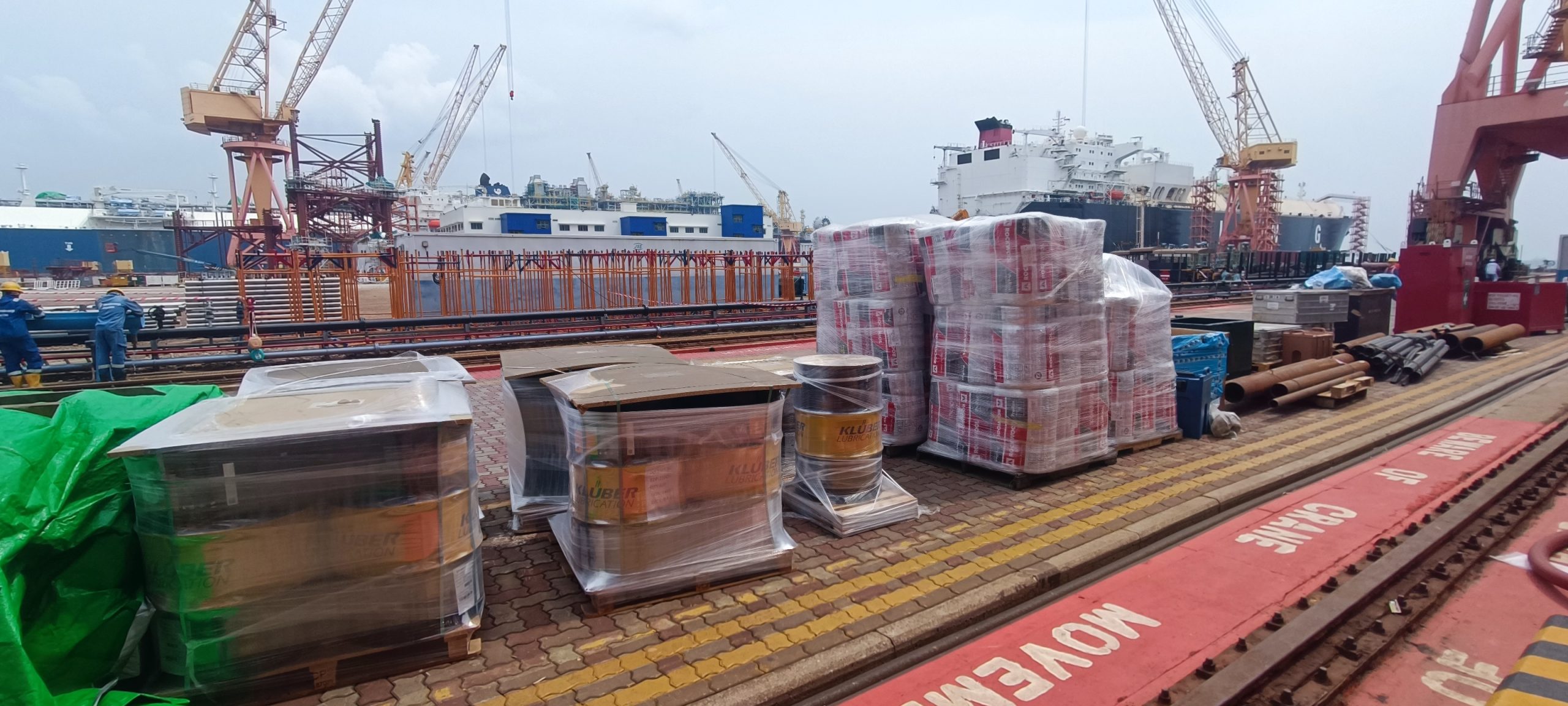 ship chandler services